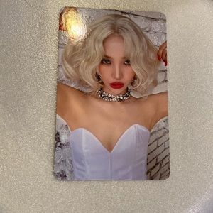 Soyeon photocard